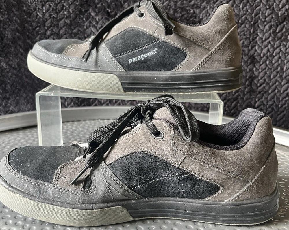Men's Patagonia Grey Black Lace Up Athletic Sneaker Size 8.5